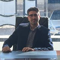 حسین اکبرزاده